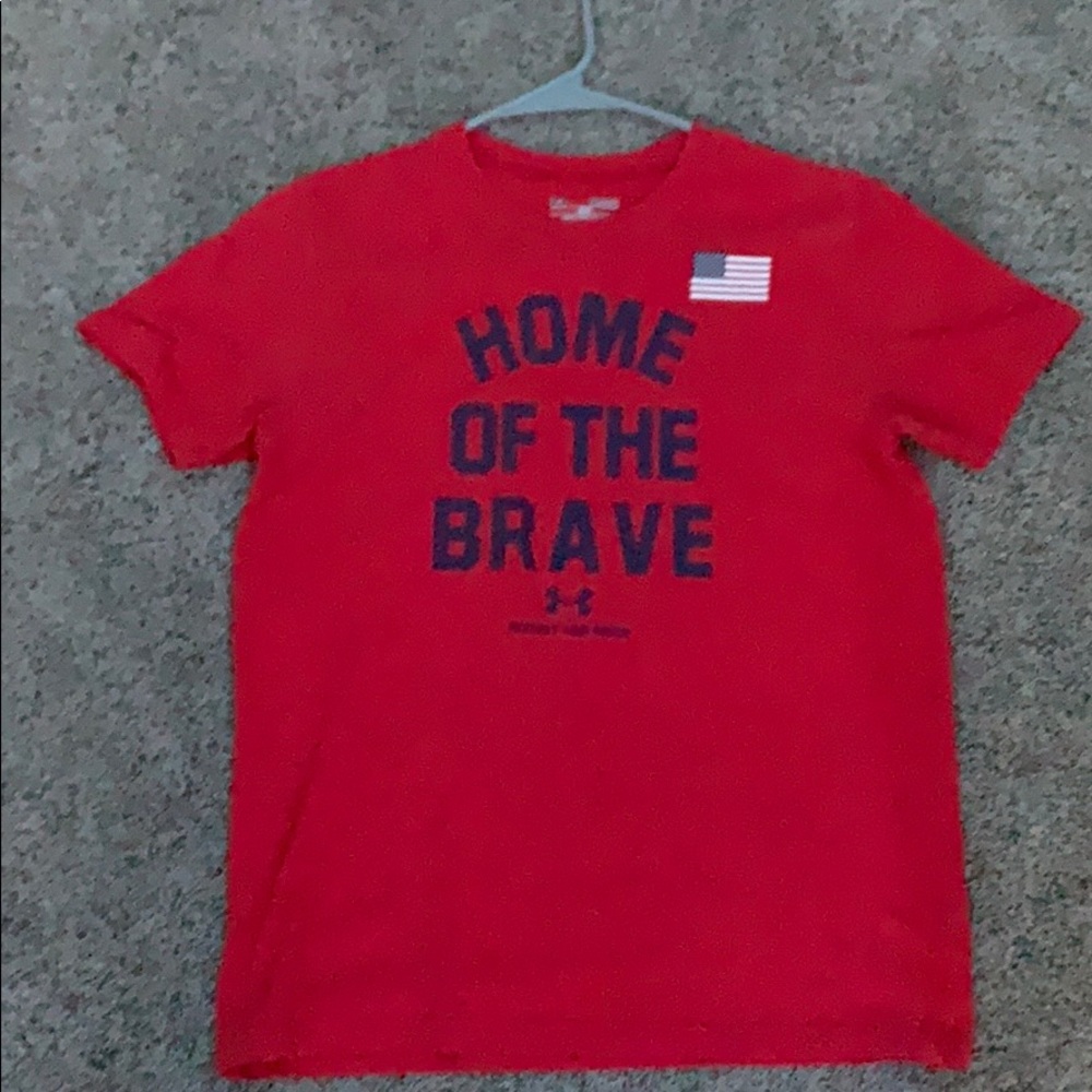 Red under armour t-shirt